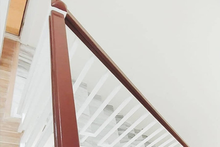 Metal Hand Rail Suppliers in Qatar